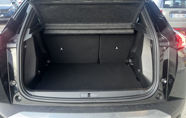 peugeot-2008-1-2-puretech-130ch-s-s-allure-eat8 - 114504686