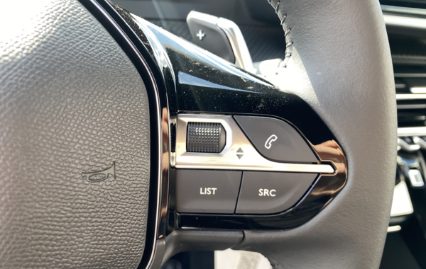 peugeot-2008-1-2-puretech-130ch-s-s-allure-eat8 - 116334686