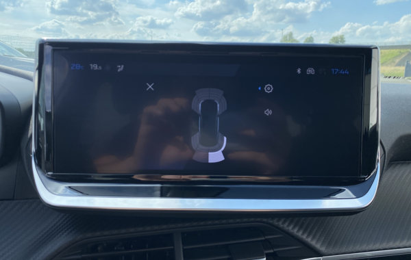 peugeot-2008-1-2-puretech-130ch-s-s-allure-eat8 - 116334686