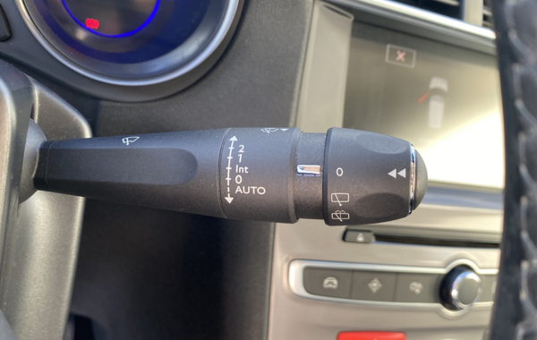 citroen-c4-puretech-130ch-shine-s-s-eat6 - 116554686