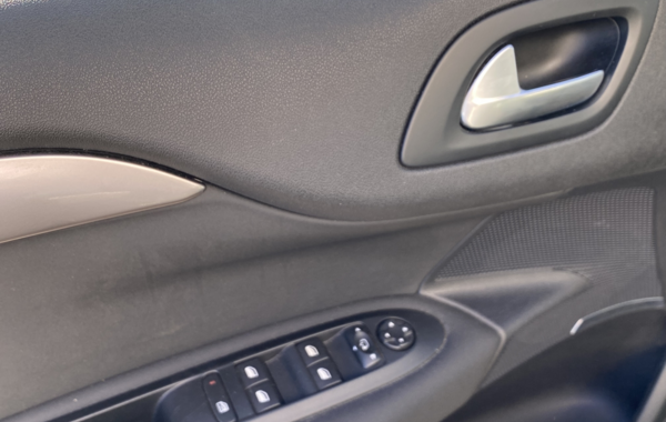 citroen-c4-puretech-130ch-shine-s-s-eat6 - 116554686