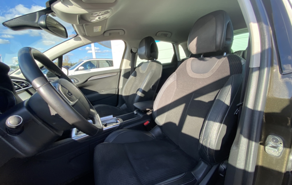 citroen-c4-puretech-130ch-shine-s-s-eat6 - 116554686