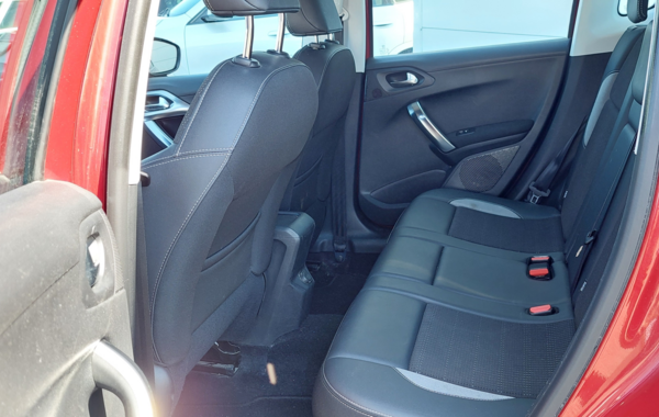 peugeot-2008-1-2-puretech-110ch-allure-business-s-s - 116644686