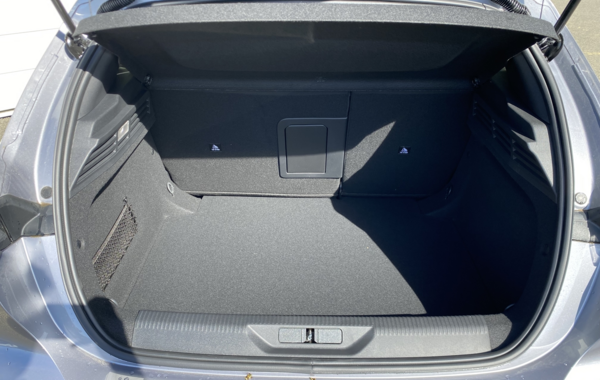 peugeot-308-1-5-bluehdi-130ch-s-s-allure-pack-eat8 - 116834686