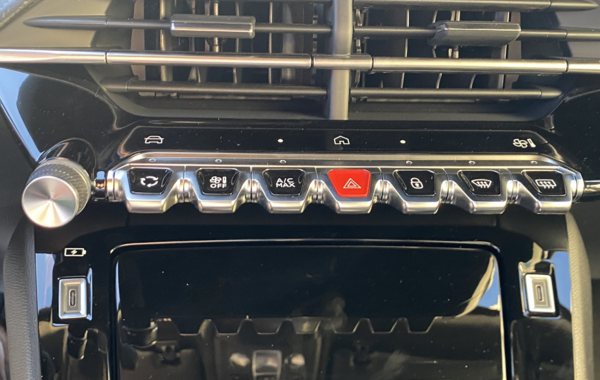 peugeot-2008-1-2-puretech-130ch-s-s-allure-eat8 - 117124686