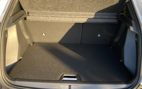 peugeot-2008-1-2-puretech-130ch-s-s-allure-eat8 - 117124686