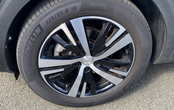 peugeot-3008-1-2-puretech-130ch-s-s-gt-eat8 - 117244686