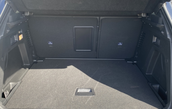 peugeot-3008-1-2-puretech-130ch-s-s-gt-eat8 - 117244686