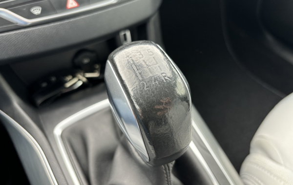 peugeot-308-1-2-puretech-110ch-s-s-allure-basse-consommation - 119424686