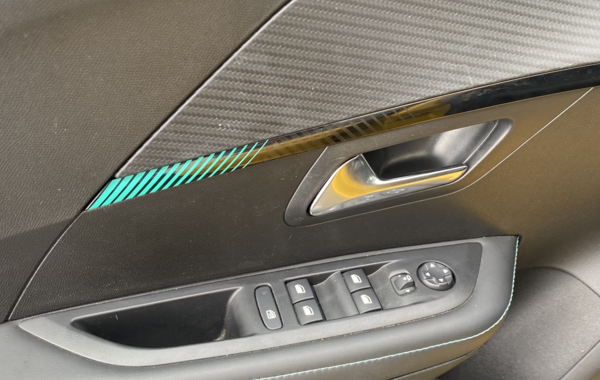 peugeot-208-1-2-puretech-100ch-s-s-allure-pack-eat8 - 123844686