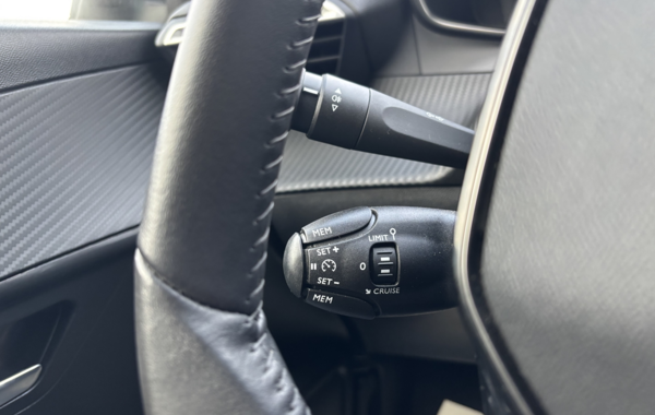 peugeot-208-1-2-puretech-100ch-s-s-allure - 131184686