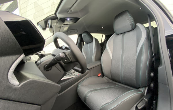 peugeot-308-1-5-bluehdi-130ch-s-s-allure-eat8 - 133064686