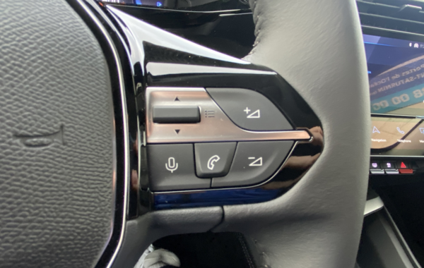 peugeot-308-1-5-bluehdi-130ch-s-s-allure-eat8 - 133064686