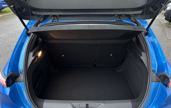 peugeot-308-1-2-puretech-130ch-s-s-allure-eat8 - 133584686