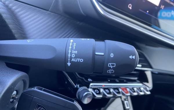 peugeot-208-1-2-puretech-100ch-s-s-allure - 133784686