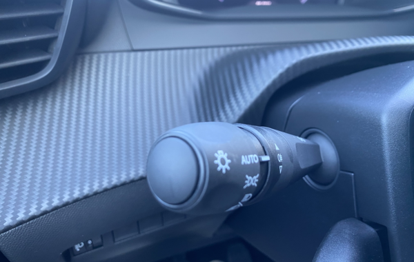 peugeot-208-1-2-puretech-100ch-s-s-allure - 133804686