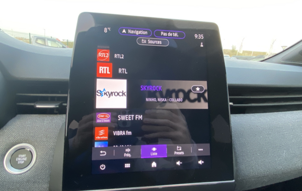 renault-clio-v-1-0-tce-90ch-techno-24 - 134244686