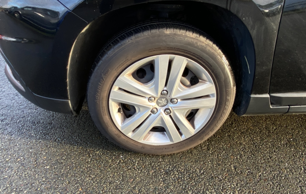 peugeot-2008-1-5-bluehdi-100ch-e6-c-style-s-s-bvm5 - 134324686