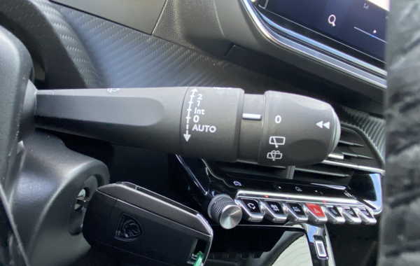 peugeot-208-1-2-puretech-100ch-s-s-allure - 134434686