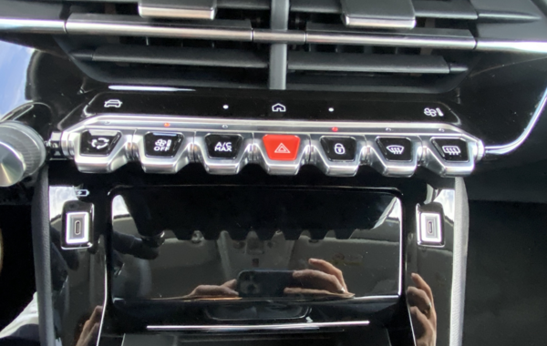 peugeot-208-1-2-puretech-100ch-s-s-allure - 134434686