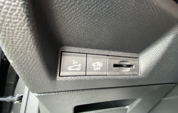 peugeot-3008-1-2-hybrid-145ch-gt-e-dcs6 - 135734686