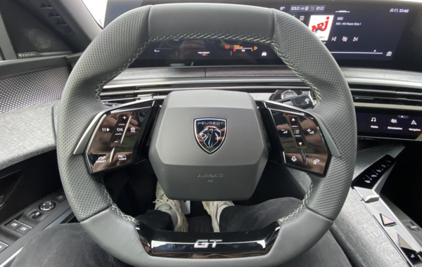 peugeot-3008-1-2-hybrid-145ch-gt-e-dcs6 - 135734686