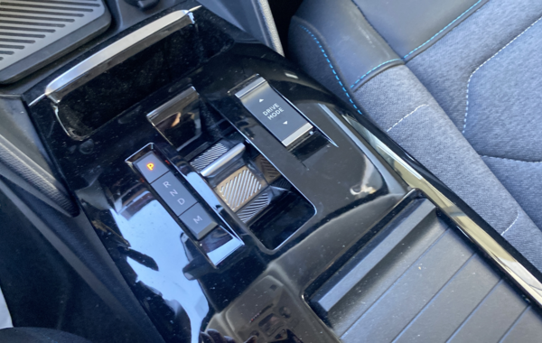 citroen-c4-bluehdi-130ch-s-s-feel-pack-eat8 - 135944686