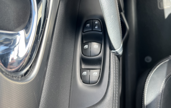 nissan-qashqai-1-5-dci-115ch-tekna-dct-2019-euro6-evap - 136354686