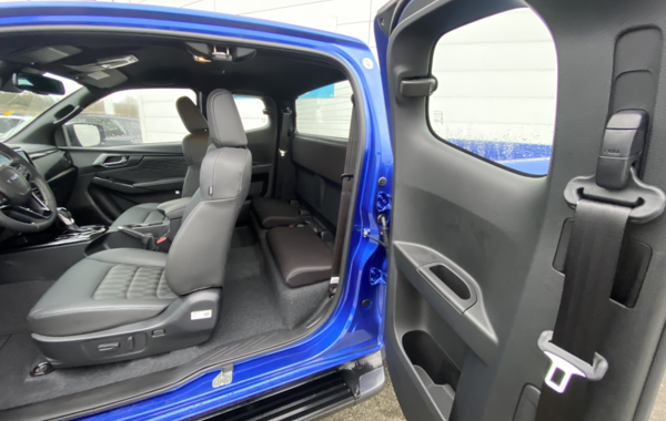 isuzu-d-max-1-9-ddi-164ch-n60-nitro-sport-space-a-t - 136874686