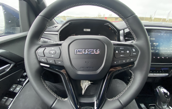 isuzu-d-max-1-9-ddi-164ch-n60-nitro-sport-space-a-t - 136874686