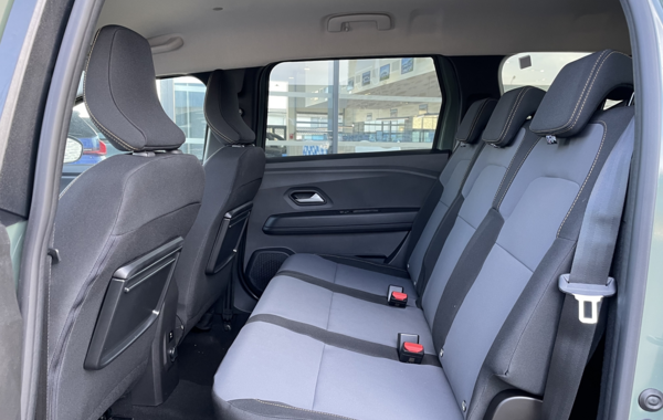 dacia-jogger-1-0-tce-110ch-extreme-7-places-24 - 137424686