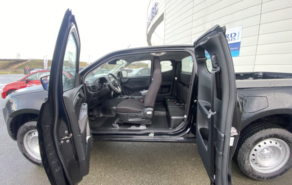 isuzu-d-max-1-9-ddi-164ch-n60-b-space-a-t - 137864686