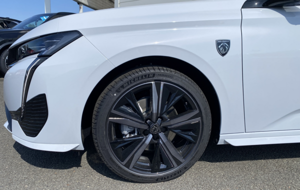 peugeot-308-1-5-bluehdi-130ch-s-s-gt-eat8 - 137914686