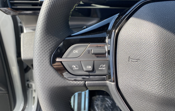 peugeot-308-1-5-bluehdi-130ch-s-s-gt-eat8 - 137914686