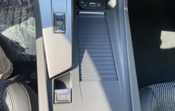 peugeot-308-1-5-bluehdi-130ch-s-s-gt-eat8 - 137914686