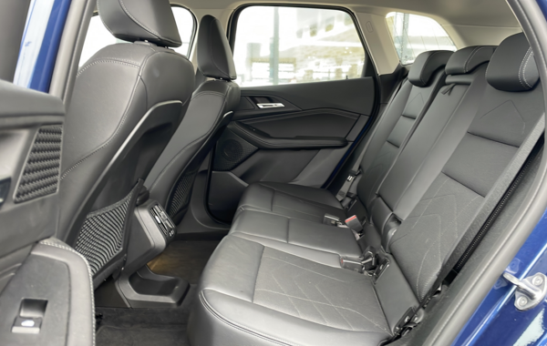 bmw-serie-2-activetourer-u06-225e-245ch-xdrive-business-design-dkg7 - 138464686