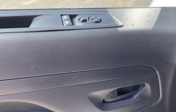 peugeot-expert-fg-m-1-5-bluehdi-120ch-s-s - 138814686