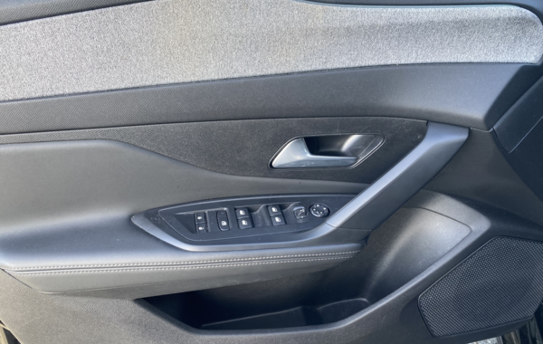 peugeot-308-1-2-puretech-130ch-s-s-allure - 141934686