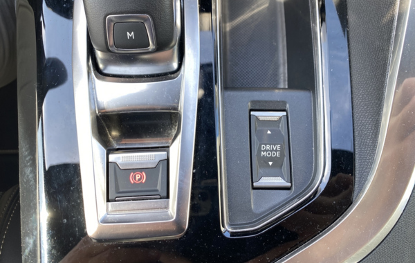 peugeot-3008-1-2-puretech-130ch-s-s-gt-eat8 - 142434686