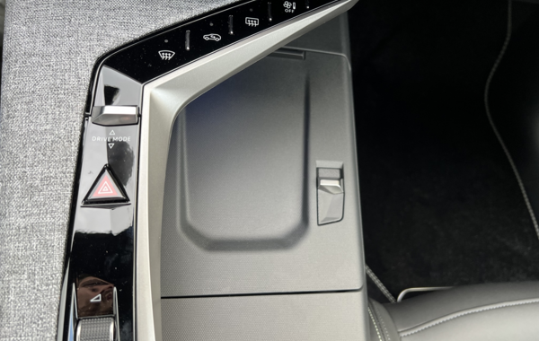 peugeot-5008-hybrid-145ch-gt-e-dcs6 - 143114686