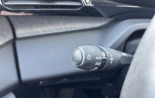 peugeot-308-sw-1-2-puretech-130ch-s-s-allure-pack-eat8 - 143134686