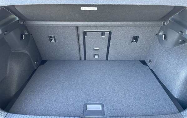 volkswagen-golf-viii-2-0-tdi-150ch-r-line-dsg7 - 143994686