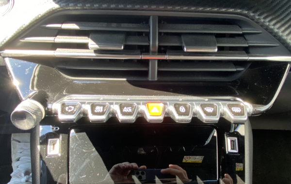 peugeot-2008-1-5-bluehdi-130ch-s-s-allure-eat8 - 144164686