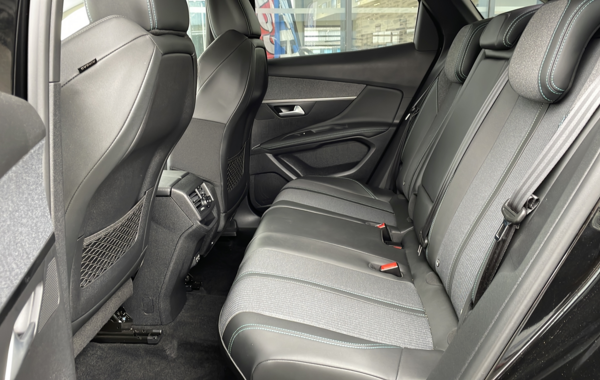 peugeot-3008-1-2-puretech-130ch-s-s-allure-pack - 144374686