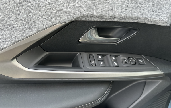 peugeot-3008-1-2-hybrid-145ch-allure-e-dcs6 - 144594686