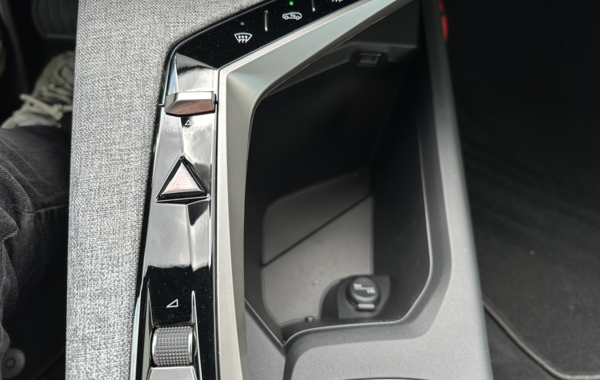 peugeot-3008-1-2-hybrid-145ch-allure-e-dcs6 - 144594686