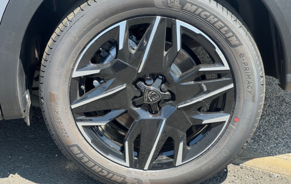 peugeot-5008-hybrid-145ch-gt-e-dcs6 - 145214686