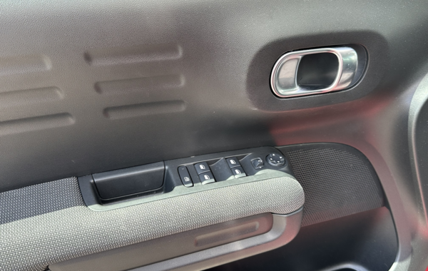 citroen-c3-aircross-1-5-bluehdi-110ch-s-s-plus - 145864686