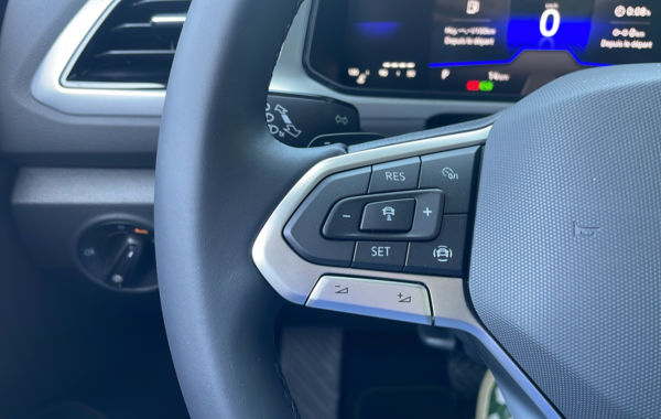 volkswagen-t-roc-1-5-tsi-evo2-150ch-life-plus-dsg7 - 146844686