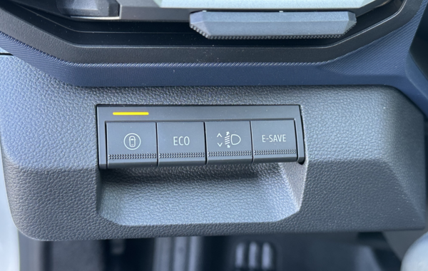 dacia-duster-1-6-hybrid-140ch-journey-4x2 - 147004686